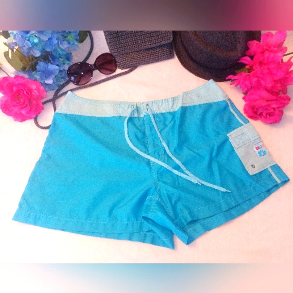 **Vintage** Old Navy Women's (Swim) Shorts 🩳